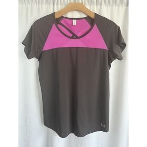 Under Armour Womens Size Small Fitted Heat Gear Short Sleeve Key Hole Back Top